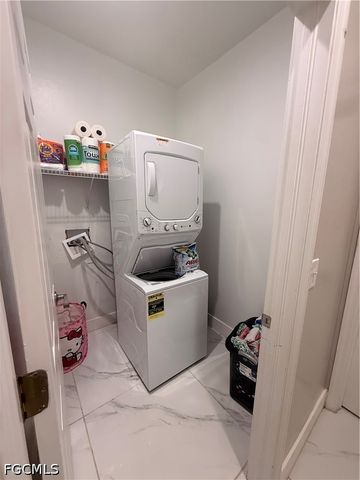 302 NW 24th AVE, Cape Coral, FL 33993