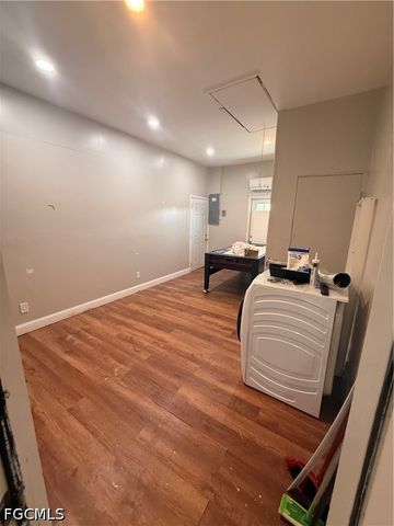 302 NW 24th AVE, Cape Coral, FL 33993