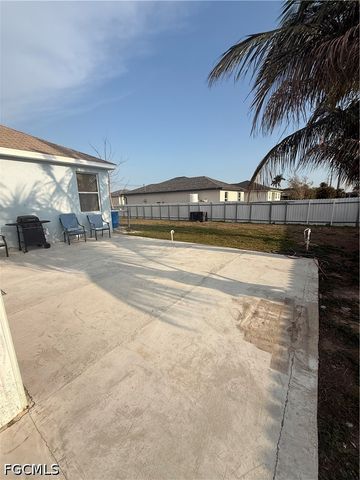 302 NW 24th AVE, Cape Coral, FL 33993