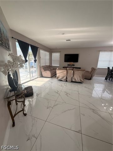 302 NW 24th AVE, Cape Coral, FL 33993