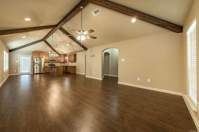 1335 Bobali Gardens, Conway, AR 72034