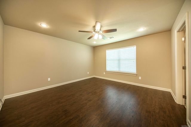 1335 Bobali Gardens, Conway, AR 72034