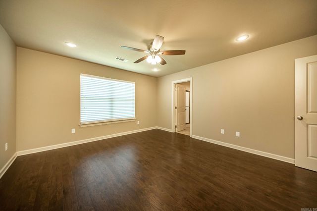 1335 Bobali Gardens, Conway, AR 72034