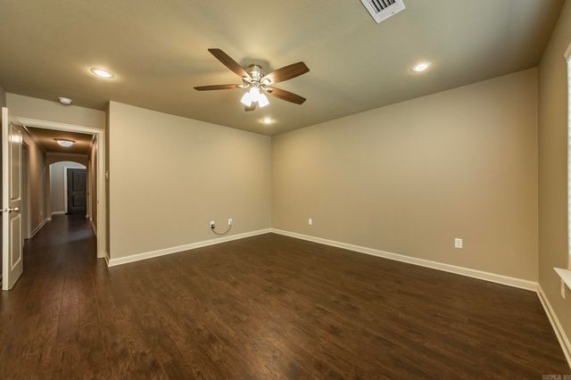 1335 Bobali Gardens, Conway, AR 72034