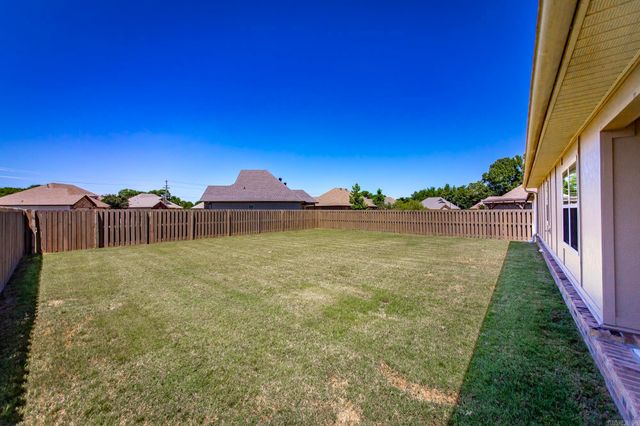 1335 Bobali Gardens, Conway, AR 72034