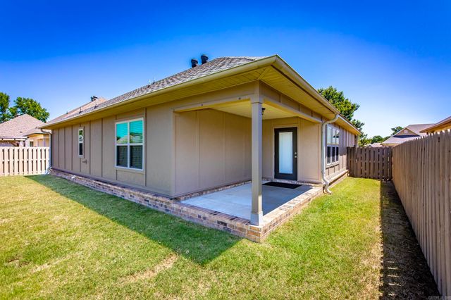 1335 Bobali Gardens, Conway, AR 72034