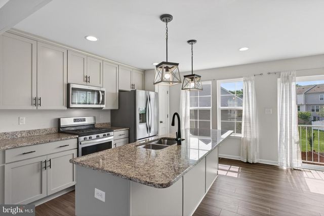 80 CAPSHAW RD, Martinsburg, WV 25403