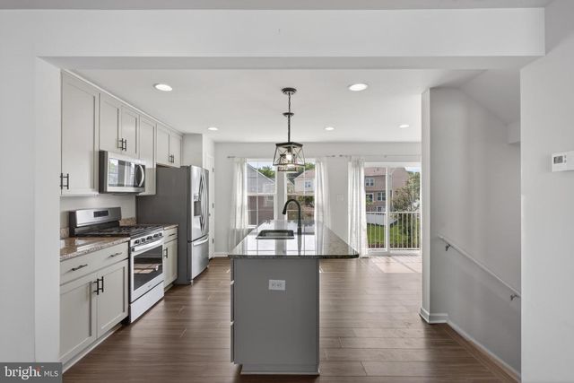 80 CAPSHAW RD, Martinsburg, WV 25403