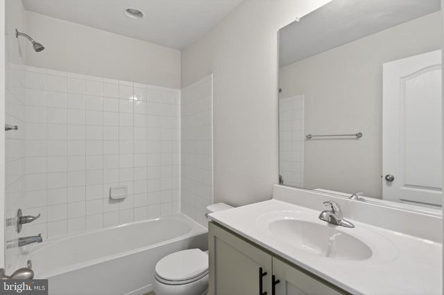 80 CAPSHAW RD, Martinsburg, WV 25403
