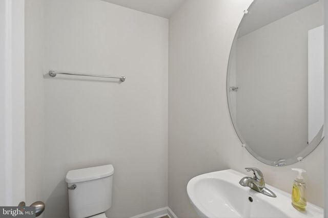 80 CAPSHAW RD, Martinsburg, WV 25403
