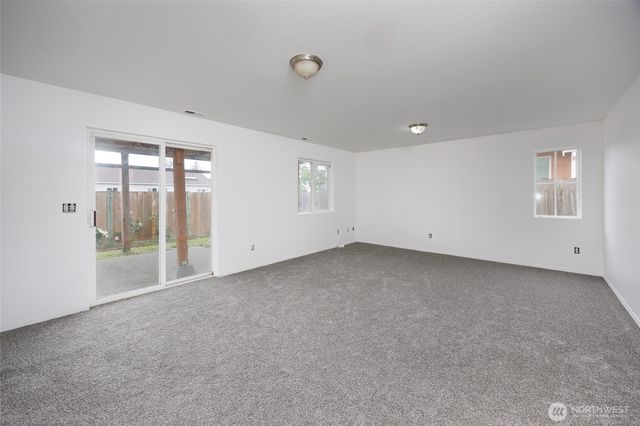 1105 200th Street Ct E, Spanaway, WA 98387