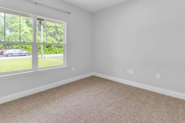 2281 Tom Street, Navarre, FL 32566