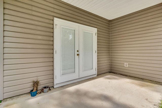 2281 Tom Street, Navarre, FL 32566