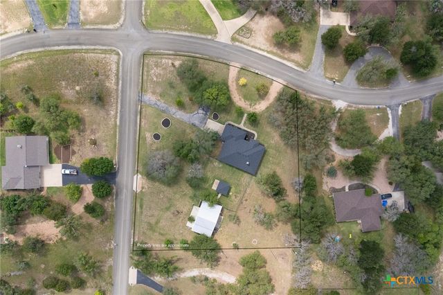 2301 Deer Trail, Lampasas, TX 76550