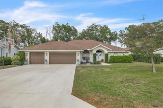 488 Henley DR, Naples, FL 34104