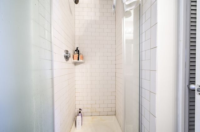 28 Chelsea St, Boston, MA 02128