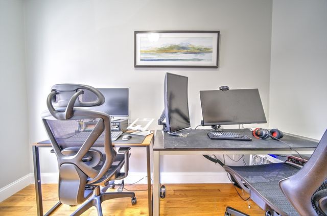 28 Chelsea St, Boston, MA 02128