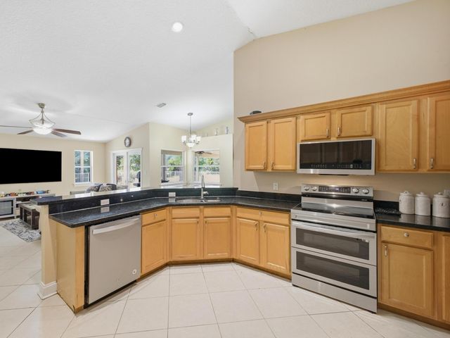 12364 82nd Street N, West Palm Beach, FL 33412