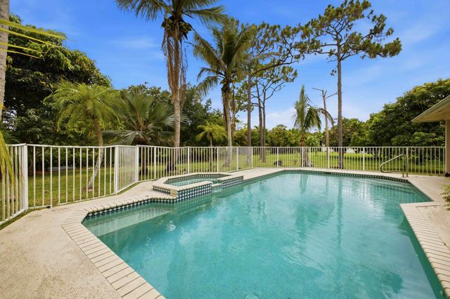 12364 82nd Street N, West Palm Beach, FL 33412