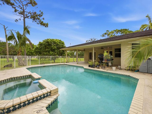12364 82nd Street N, West Palm Beach, FL 33412