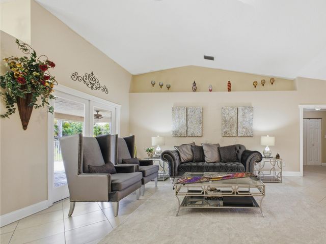 12364 82nd Street N, West Palm Beach, FL 33412
