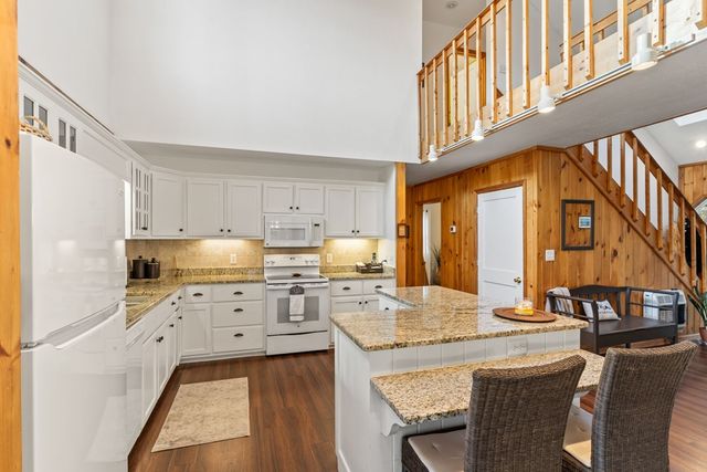 127 Black Forest Lane, Blairsville, GA 30512