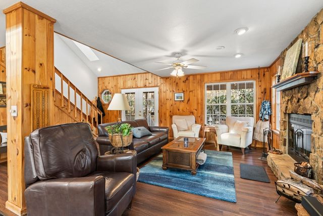 127 Black Forest Lane, Blairsville, GA 30512