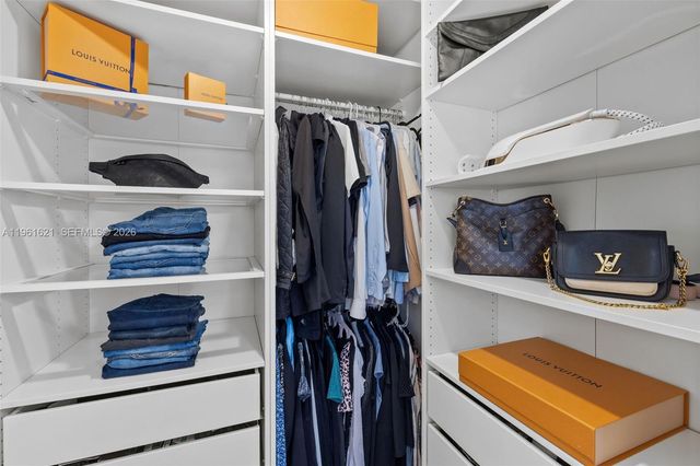 3460 N 46th Ave, Hollywood, FL 33021