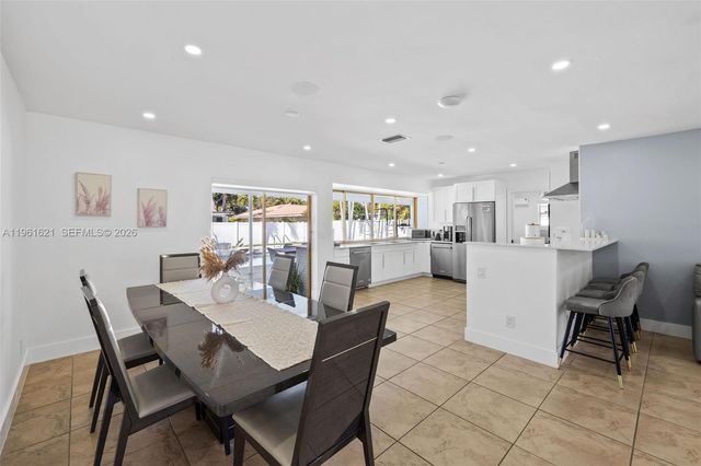 3460 N 46th Ave, Hollywood, FL 33021