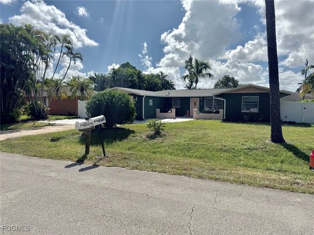 2354 Gorham AVE, Fort Myers, FL 33907
