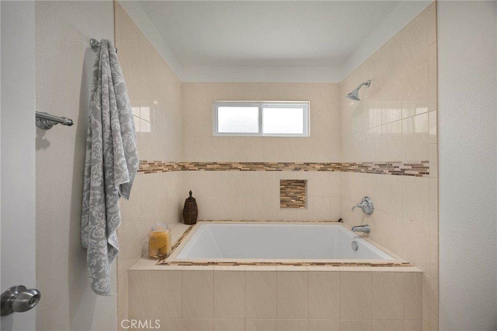 Image 15 of property listing at 20658 Calle Feliz, Yorba Linda, CA 92886