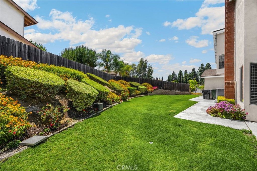 Image 23 of property listing at 20658 Calle Feliz, Yorba Linda, CA 92886