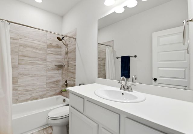 10062 S Goshawk Trail, Conroe, TX 77385