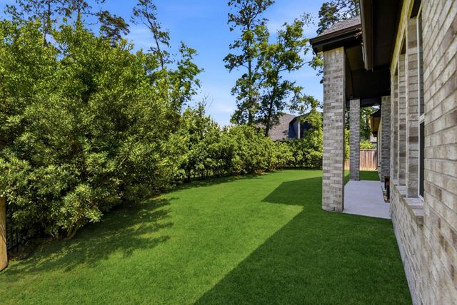 10062 S Goshawk Trail, Conroe, TX 77385