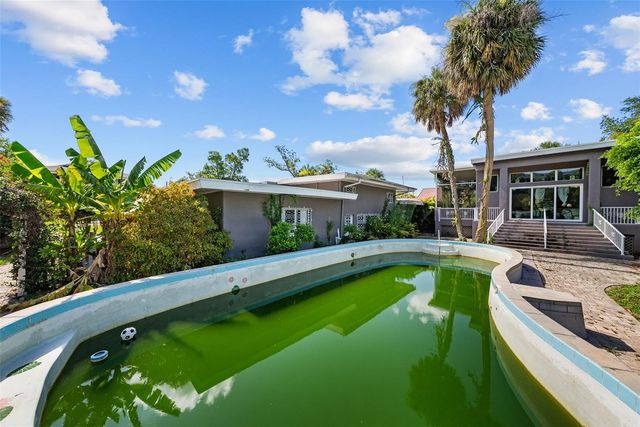 211 S SHORE CREST DRIVE, Tampa, FL 33609