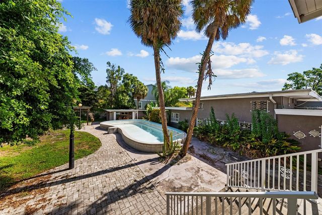 211 S SHORE CREST DRIVE, Tampa, FL 33609