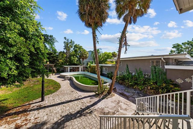 211 S SHORE CREST DRIVE, Tampa, FL 33609