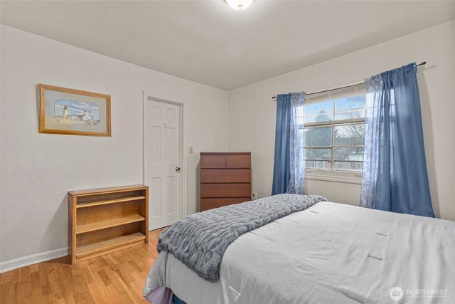 209 8th Avenue N, Algona, WA 98001