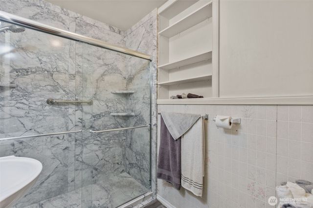 209 8th Avenue N, Algona, WA 98001