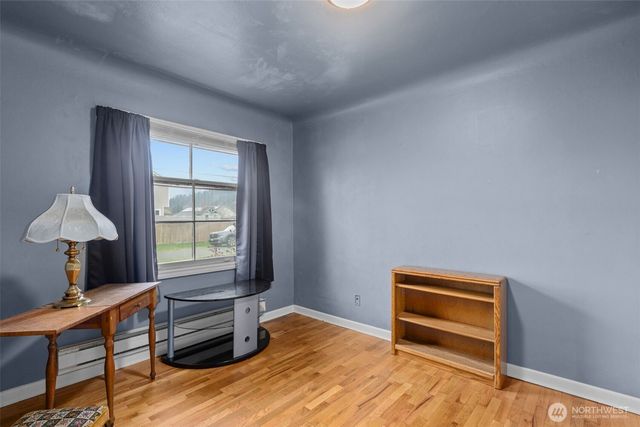 209 8th Avenue N, Algona, WA 98001