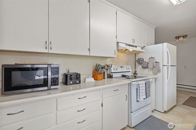 209 8th Avenue N, Algona, WA 98001