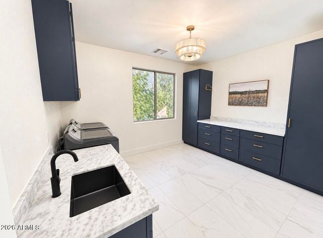 2754 S QUINN Avenue, Gilbert, AZ 85295