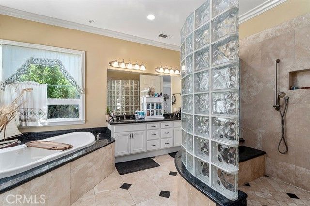 41275 Hacienda Drive, Murrieta, CA 92562