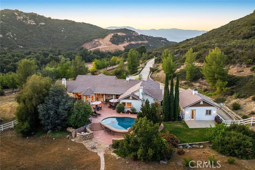 41275 Hacienda Drive, Murrieta, CA 92562