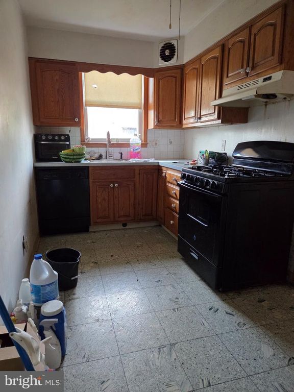 3035 GLENVIEW ST, PHILADELPHIA, PA 19149 — photo 5