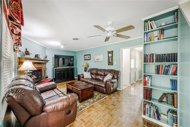 614 Winchester Drive, Richardson, TX 75080