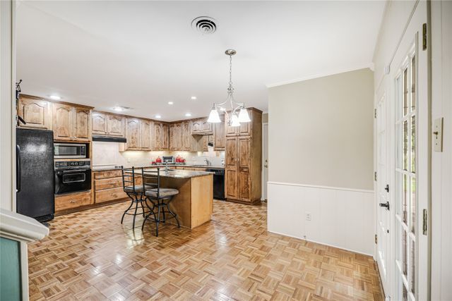 614 Winchester Drive, Richardson, TX 75080