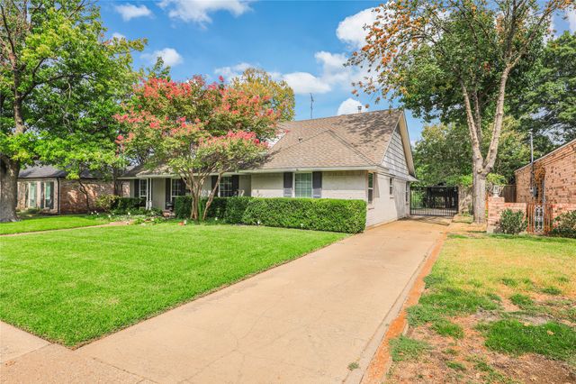 614 Winchester Drive, Richardson, TX 75080