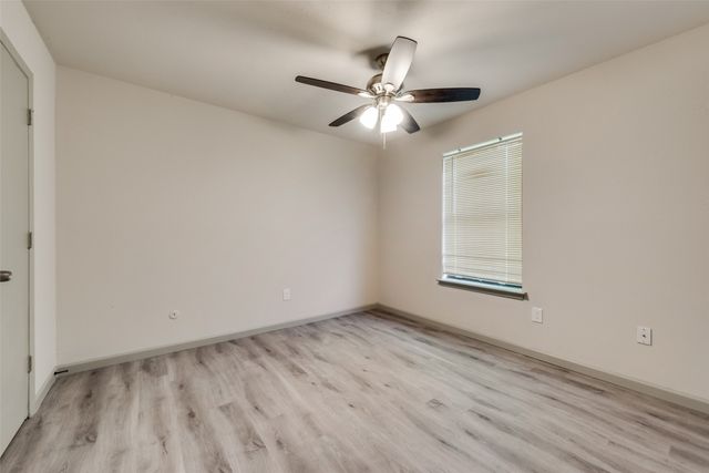 7021 Lincolnshire Lane, North Richland Hills, TX 76182