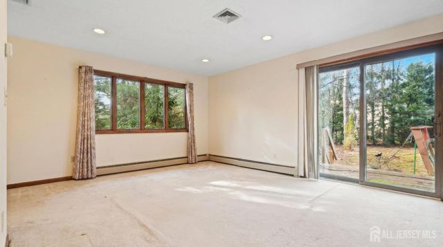 274 Aldrich Road, Howell, NJ 07731